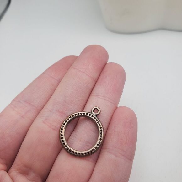 Simplistic crystal wreath necklace pendant‎ - Picture 2 of 2